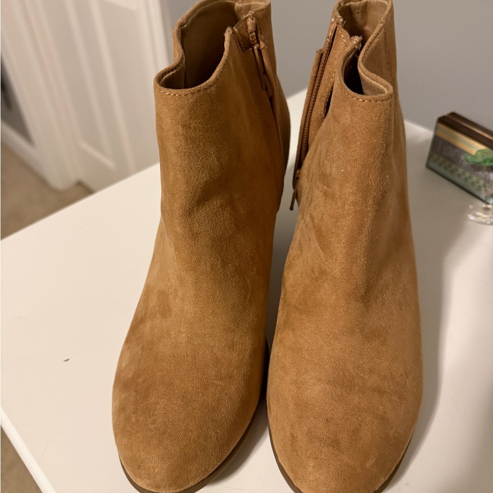 Old Navy Camel Ankle Booties